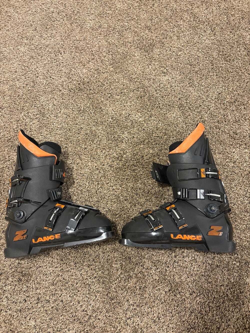 Vintage Lange ZT Mid-Entry Ski Boots Black and Orange